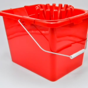 SECCHIO RETTANGOLARE CON STRIZZATORE